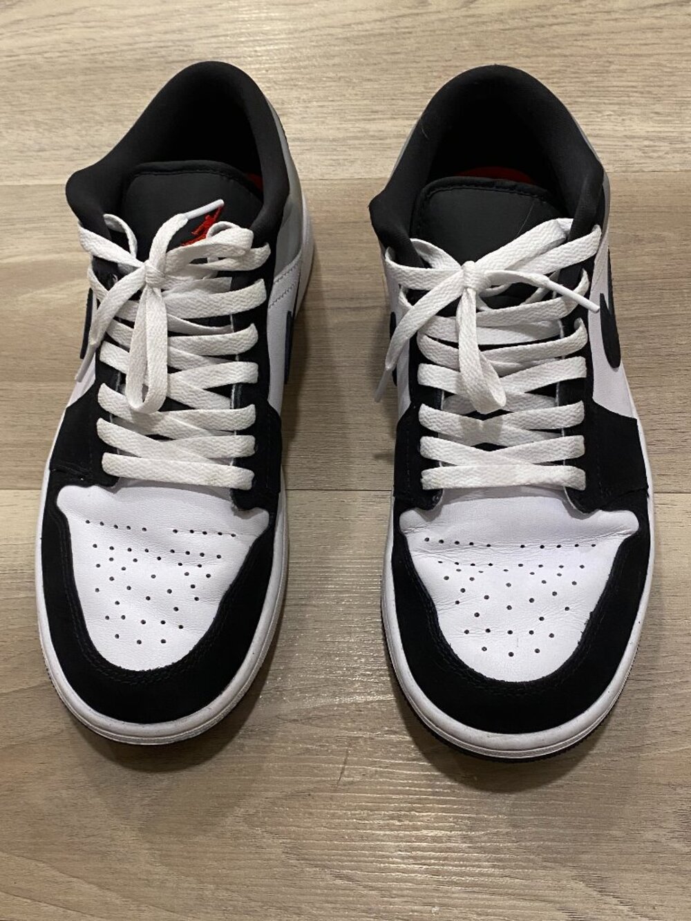 Air Jordan 1 Low SE Matte Silver Men’s 9 - Picture 2 of 11